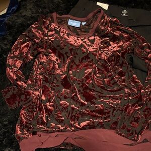 Vera Wang Burgundy Patterned Top and Talbots NWT stretch pants in black.